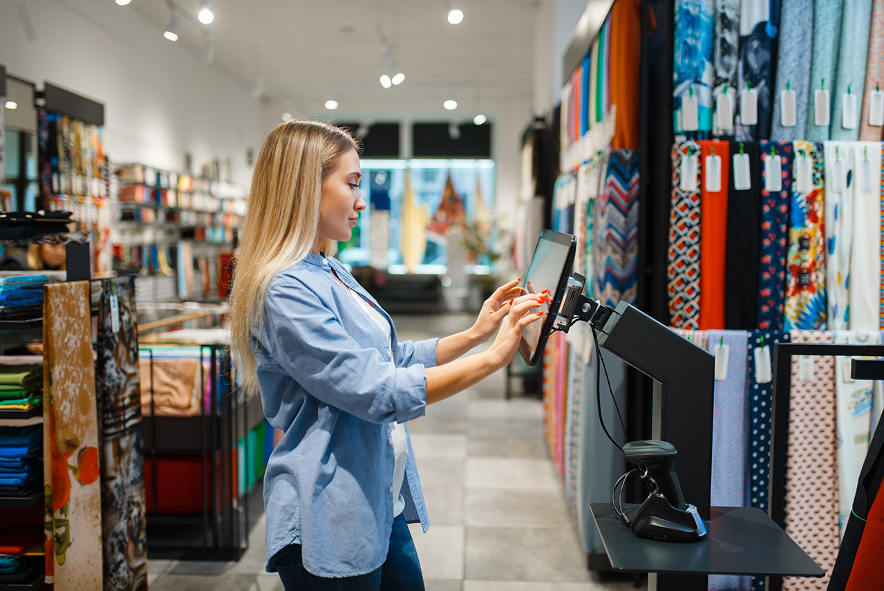 Retail Space - Smart Monitoring and Control